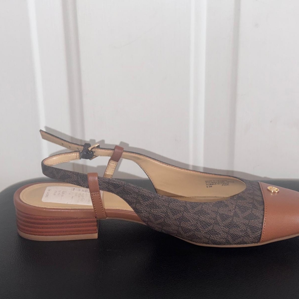 Michael Kors(MK) - Picture 2 of 3